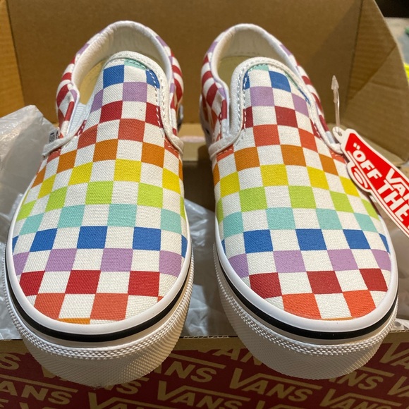 rainbow checkerboard vans size 4